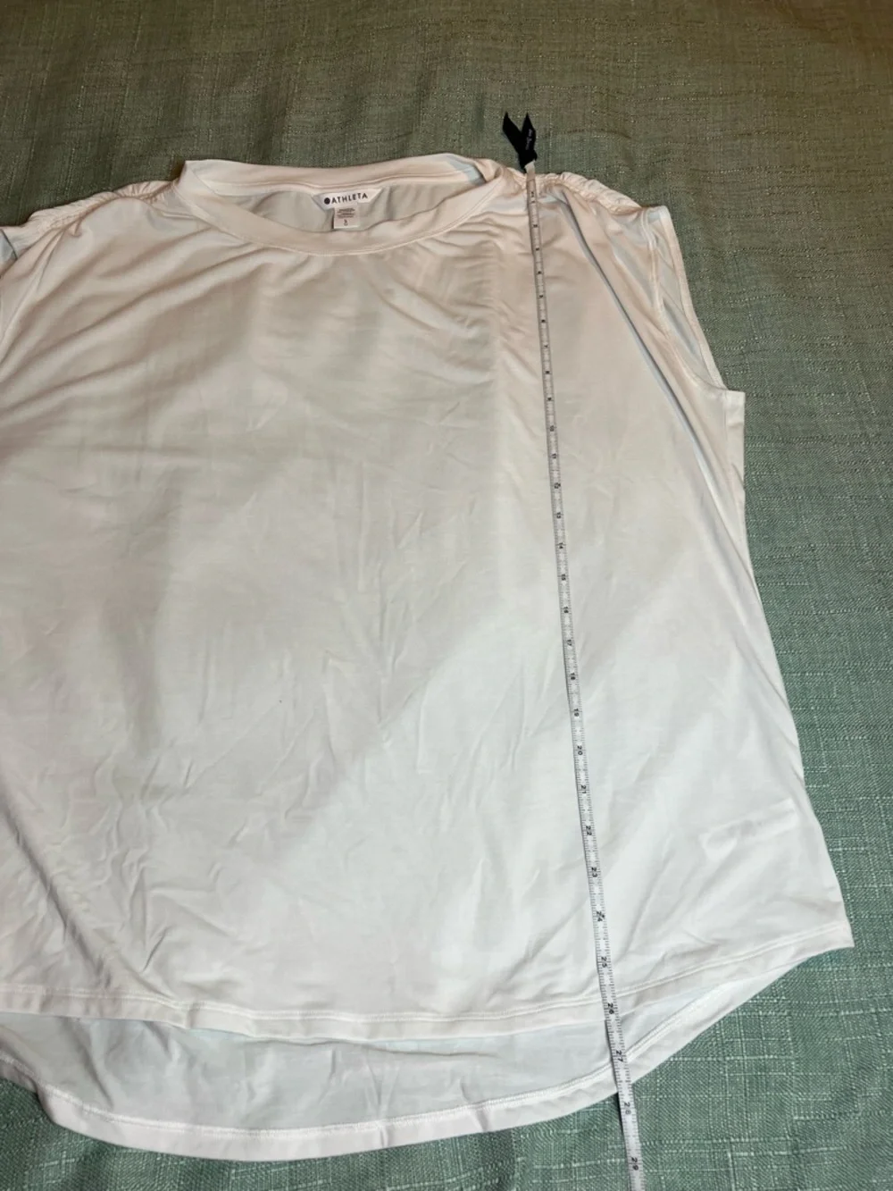 Athleta Getaway Tee White Ruched-Shoulder Sleeveless Tank